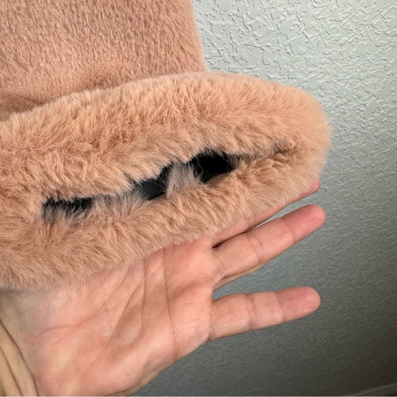 Shaci Blue Belfast Cropped Faux Fur Jacket Vegan Orangish Pink Zip Up Medium - Picture 5 of 13